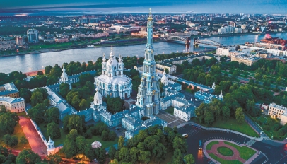  Архитекторы обсудили концепцию воссоздания колокольни Смольного собора
